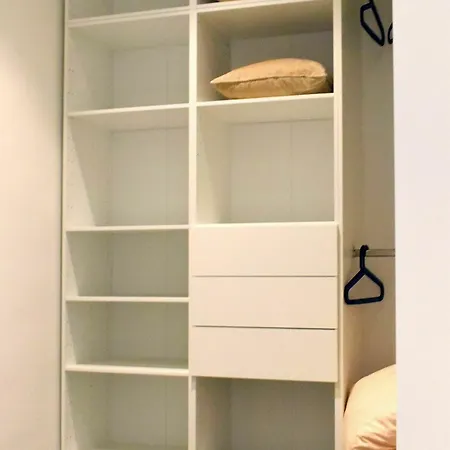 Apartment Pelican - Parisian Flat 4 Bedrooms
